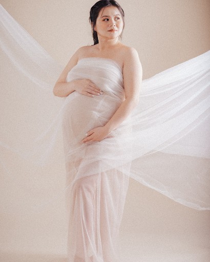 Pregnancy Pose