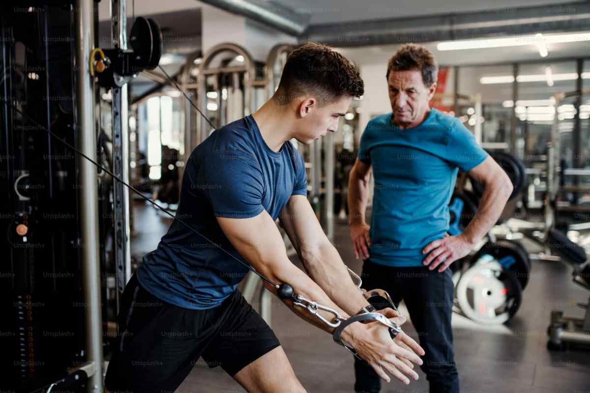 How a Personal Trainer Can Help You Stay on Track